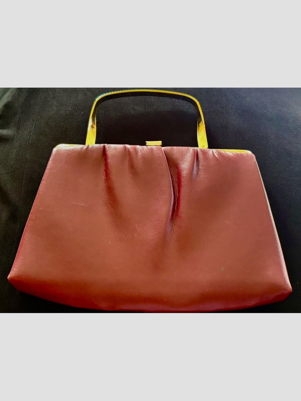 Vintage Ande Purse Enameled Gold Twist Handle Handbag With Gold Hardware Coin